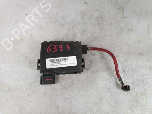 Used Fuse box VW GOLF IV (1J1) 1.9 TDI (150 hp) 17951019
