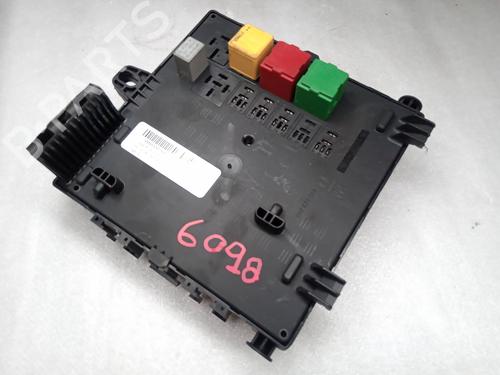 Used Fuse box OPEL VECTRA C GTS (Z02) 1.9 CDTI (F68) (120 hp) 15287124