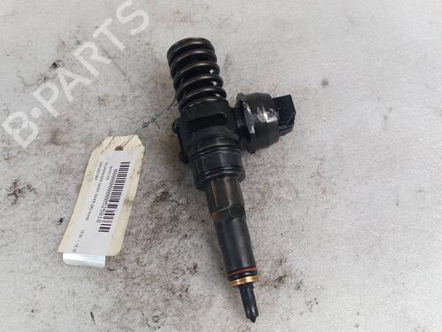 Injector VW CADDY III MPV (2KB, 2KJ, 2CB, 2CJ) 1.9 TDI | BP25760624M100 