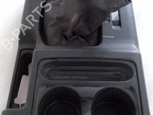 Middle console MITSUBISHI PAJERO III (V7_W, V6_W) 2.5 TDi (V64W, V74W) MR410845 |