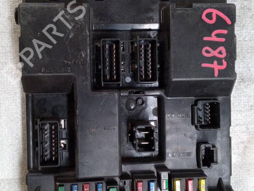 Boîte à Fusibles PEUGEOT 307 (3A/C) 1.6 16V (109 hp) 27804879