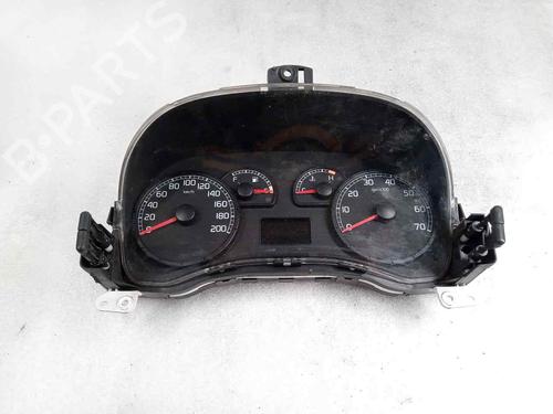 Used Instrument cluster FIAT PUNTO Hatchback Van (188_) 1.2 60 (60 hp) 17670979