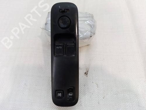 Used Left front window switch Left front window switch SUZUKI GRAND VITARA I (FT, HT) 2.0 HDI 110 16V 4x4 (SQ420D, TD83V, JA420WD) (109 hp) 33462513 33462513