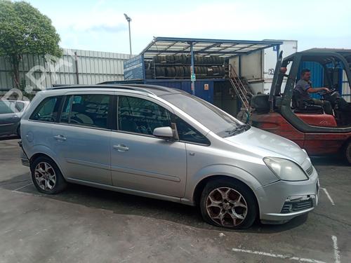 Fuse box OPEL ZAFIRA / ZAFIRA FAMILY B (A05) 1.9 CDTI (M75) | BP13646552E1 