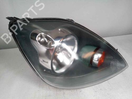Used Right headlight FORD FIESTA V (JH_, JD_) 1.4 TDCi (68 hp) 15285194