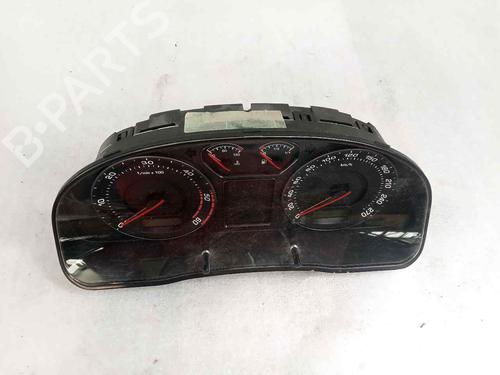 Instrument cluster SKODA SUPERB I (3U4) 1.9 TDI 3U0920810A |