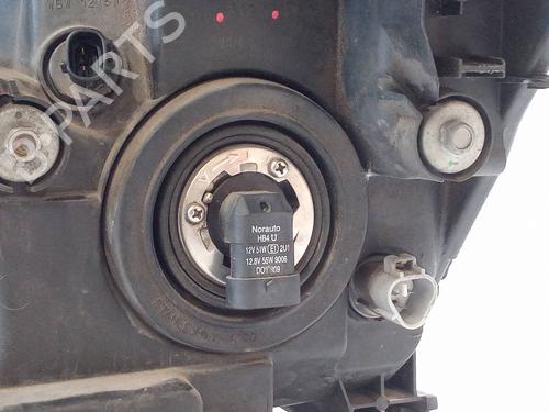 Right headlight TOYOTA COROLLA Verso (_E12_) 2.0 D-4D (CDE120_, CDE120R) | BP32445026C29 