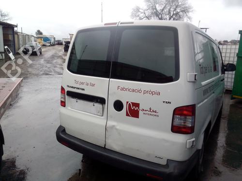 Farolim esquerdo VW TRANSPORTER T5 Bus (7HB, 7HJ, 7EB, 7EJ)  | BP29536536C34 