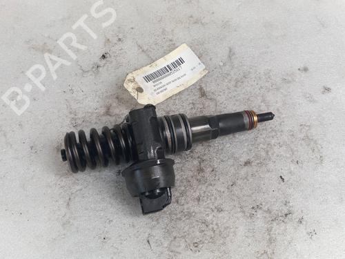 Injector VW CADDY III MPV (2KB, 2KJ, 2CB, 2CJ) 1.9 TDI | BP25760623M100 