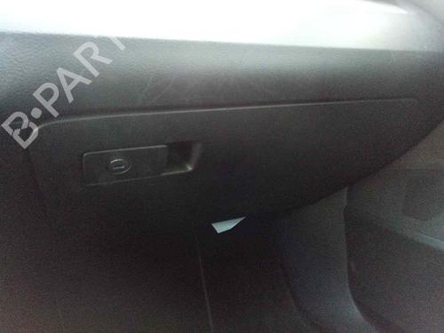 Handskerum VW PASSAT B6 (3C2) [2005-2010]  10993762