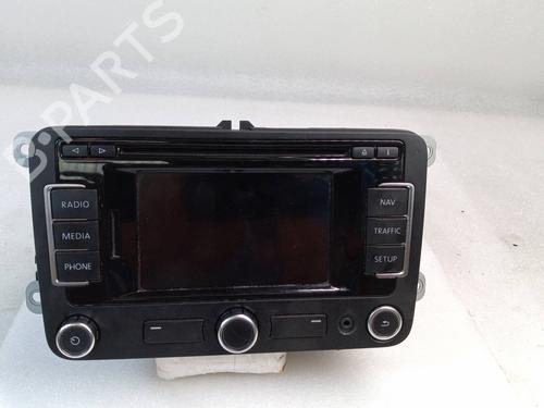 Used Radio SEAT LEON (1P1) 2.0 TDI (170 hp) 19449911