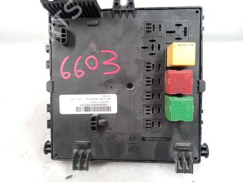 Sikringsdåse OPEL VECTRA C (Z02) 1.9 CDTI (F69) | BP16380770E1 