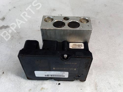 Pompe ABS VOLVO S60 I (384) 2.4 D (130 hp) 24657144