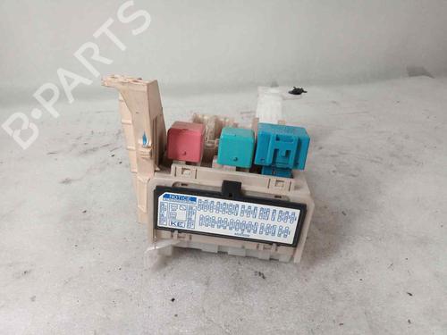 Fuse box TOYOTA YARIS (_P9_) | BP17714231E1