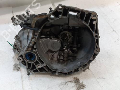 Boîte de vitesses LANCIA YPSILON (843_) 1.3 D Multijet (843.AXE11, 843.AXE1A) (90 hp) 24168026