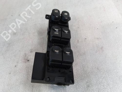 Used Left front window switch HYUNDAI i30 (FD) [2007-2012]  24437596