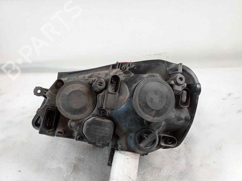 Right headlight VW POLO IV (9N_, 9A_) 1.4 16V | BP27979903C29 