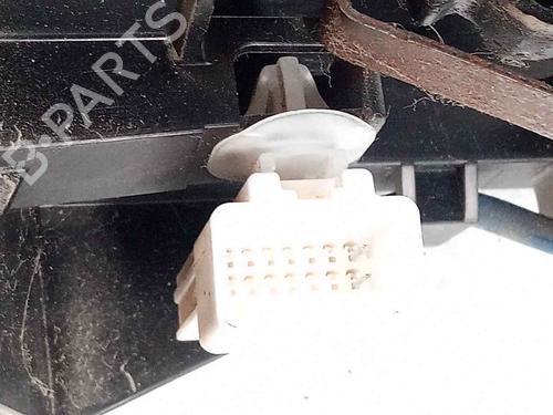 Gear lever TOYOTA YARIS (_P13_) 1.5 Hybrid (NHP130_, NHP130) | BP19043995M90 