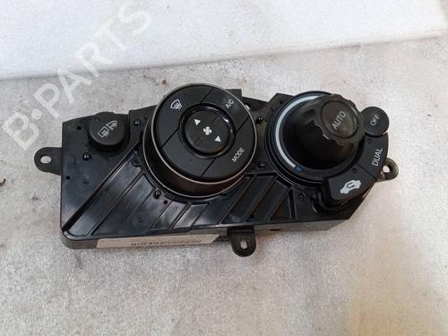 Used Climate control HONDA CIVIC VIII Hatchback (FN, FK) 2.2 CTDi (FK3) (140 hp) 17951338