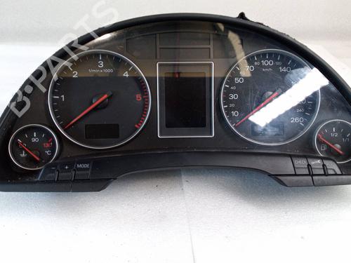 Kombinert Instrument AUDI A4 B6 (8E2) 2.5 TDI (163 hp) 22448347