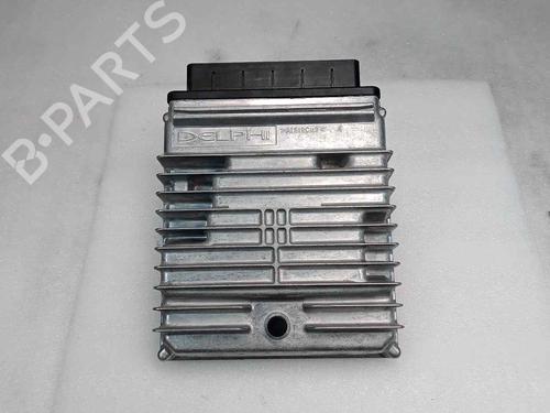 Calculateur moteur (ecu) FORD TOURNEO CONNECT 1.8 TDCi (90 hp) 18865308