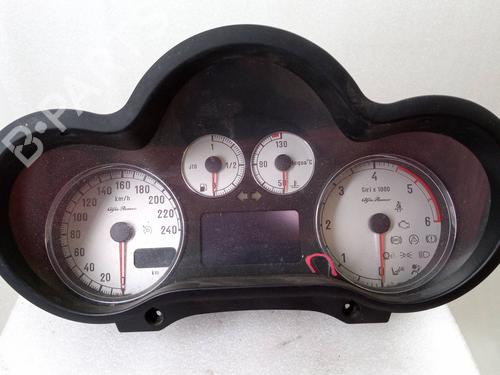 Cuadro instrumentos ALFA ROMEO GT (937_) 1.9 JTD (937CXN1B) (150 hp) 20658007