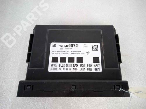 fuse-box-opel-corsa-e-x15-14-lpg-08-68-13506072-2014-10294210 main image