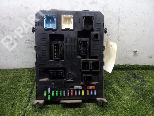Used Fuse box Fuse box CITROËN C4 Coupe (LA_) [2004-2013] 9309908 9309908