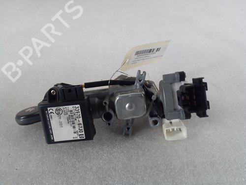 Used Ignition barrel SUZUKI GRAND VITARA II (JT, TE, TD) 1.9 DDiS All-wheel Drive (JT419, TD44, JB419WD, JB419XD,... (129 hp) 11096172