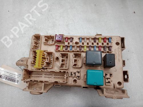 Used Fuse box TOYOTA AVENSIS (_T25_) 2.2 D-4D (ADT251_, ADT251R) (150 hp) 17585784