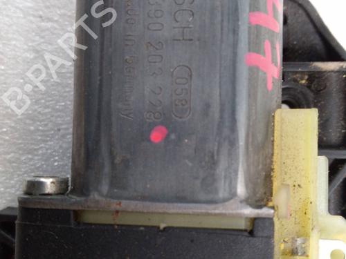 Right front window motor PEUGEOT 307 CC (3B) 1.6 16V | BP23259158E20