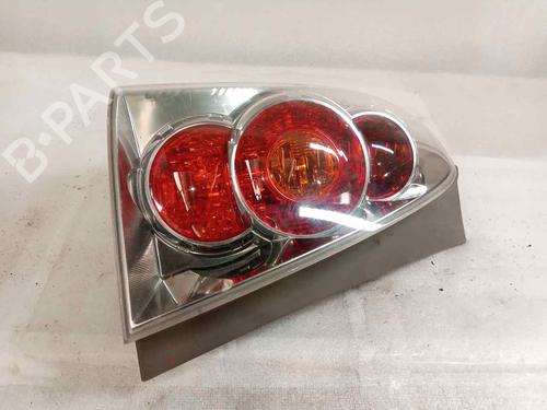 left-taillight-toyota-corolla-verso-_e12_-2001-2002-2003-2004-2005-2006-2007-32445018 main image