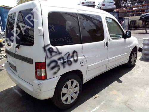 Front right lock CITROËN BERLINGO / BERLINGO FIRST Box Body/MPV (M_) 2.0 HDI 90 4WD (MBRHY, MCRHY) | BP15193255C97 