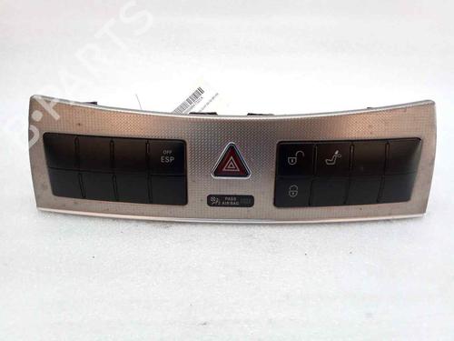 Used Warning switch MERCEDES-BENZ CLK (C209) CLK 220 CDI (209.308) (150 hp) 9999720