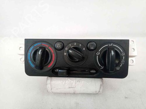 Used Climate control Climate control MAZDA DEMIO (DW) 1.3 16V (DW3W, DW19) (63 hp) 34117606 34117606