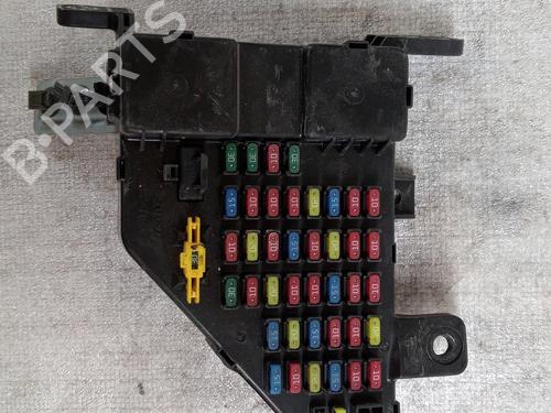 Used Fuse box HYUNDAI TUCSON (JM) [2004-2019]  27804878