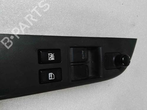 Right front window switch SUZUKI SWIFT III (MZ, EZ)  | BP14966079I26 