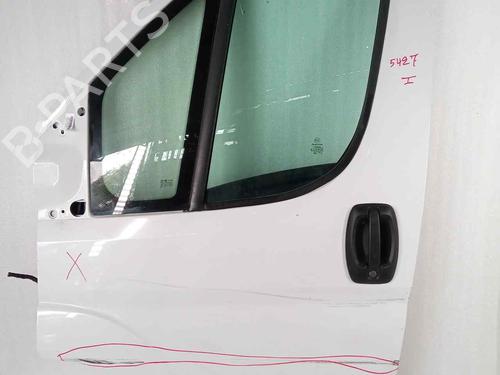 Used Left front door Left front door 12983167 12983167