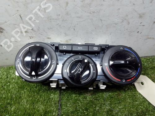 Climate control PEUGEOT 208 I (CA_, CC_) 1.6 HDi / BlueHDi 75 | BP8413775I5