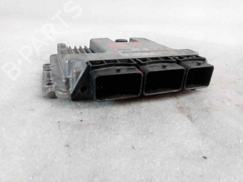 Computer motormanagement OPEL VIVARO A Van (X83)  | BP26155750M57 