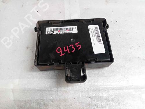 Used Fuse box Fuse box RENAULT CLIO III (BR0/1, CR0/1) 1.5 dCi (BR17, CR17) (86 hp) 32724891 32724891