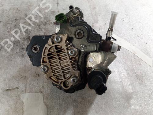 Used Fuel pump TOYOTA YARIS (_P9_) 1.4 D-4D (NLP90_, NLP90R) (90 hp) 28302906