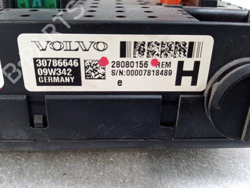 Fuse box VOLVO XC90 I (275) D5 AWD | BP27199145E1 