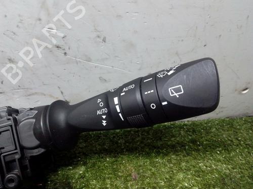 Switch TOYOTA AURIS (_E18_)  | BP8421535I30