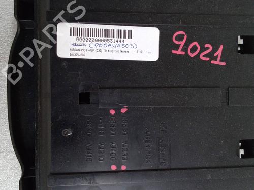 Used Ashtray NISSAN PICK UP (D22) 2.5 Di (133 hp) 27161253