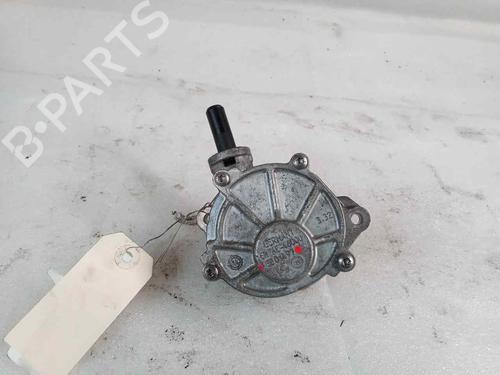 Used Vacuum pump INFINITI QX30 2.2 D AWD (170 hp) 25781671