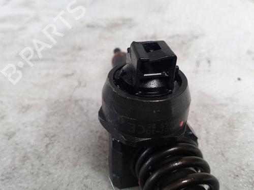 Injector VW TOUAREG (7LA, 7L6, 7L7) 5.0 V10 TDI | BP24147643M100 