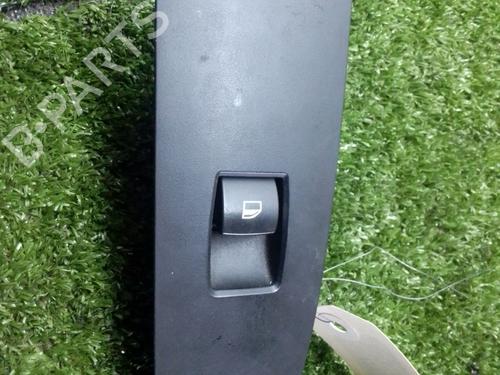Used Right front window switch BMW 1 (E87) 118 d (143 hp) 8390552