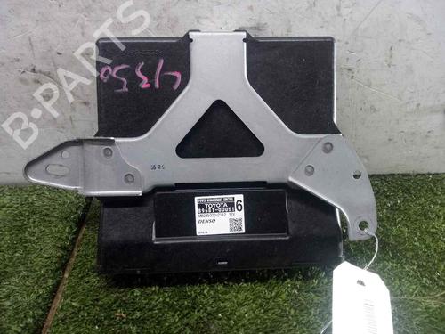 Used Electronic module TOYOTA YARIS (_P13_) 1.5 Hybrid (NHP130_, NHP130) (101 hp) 9211448