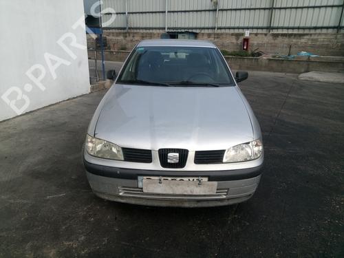 Brugte SEAT CORDOBA (6K1, 6K2) 1.9 TDI (90 hp) 4391504